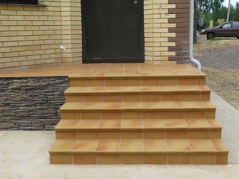 Угловая ступень Quaranit Lanzarote, ABC